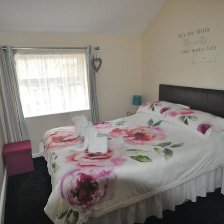 Devon Guest House Blackpool Esterno foto